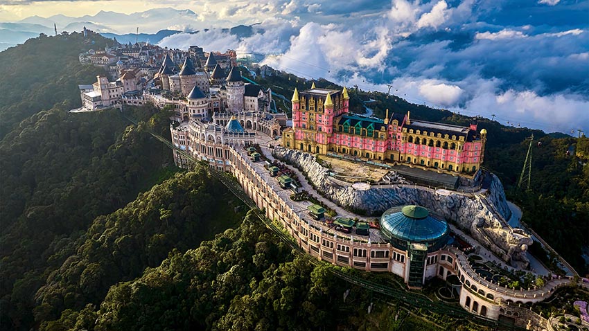 Thuê xe ô tô 7 chỗ Đà Nẵng - Bà Nà Hills