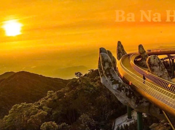 Thuê xe ô tô 4 chỗ Đà Nẵng - Bà Nà Hills