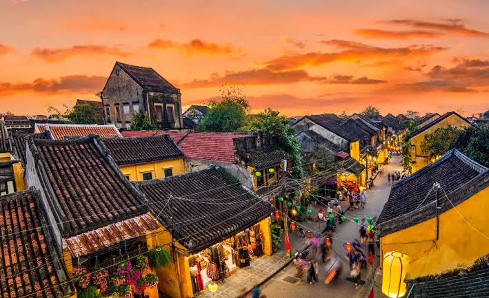 Thuê xe ô tô 7 chỗ Đà Nẵng - Hội An